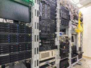 La inteligencia artificial se comió la red eléctrica y ahora Estados Unidos no sabe cómo enchufarla