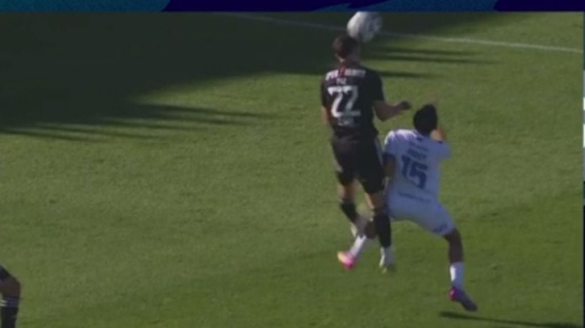 El Fortín se queda con las ganas en Bajo Flores: empate caliente y un gol que el VAR le borró