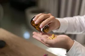 Magnesio para dormir: la pastilla de moda que todavía no convence a la ciencia