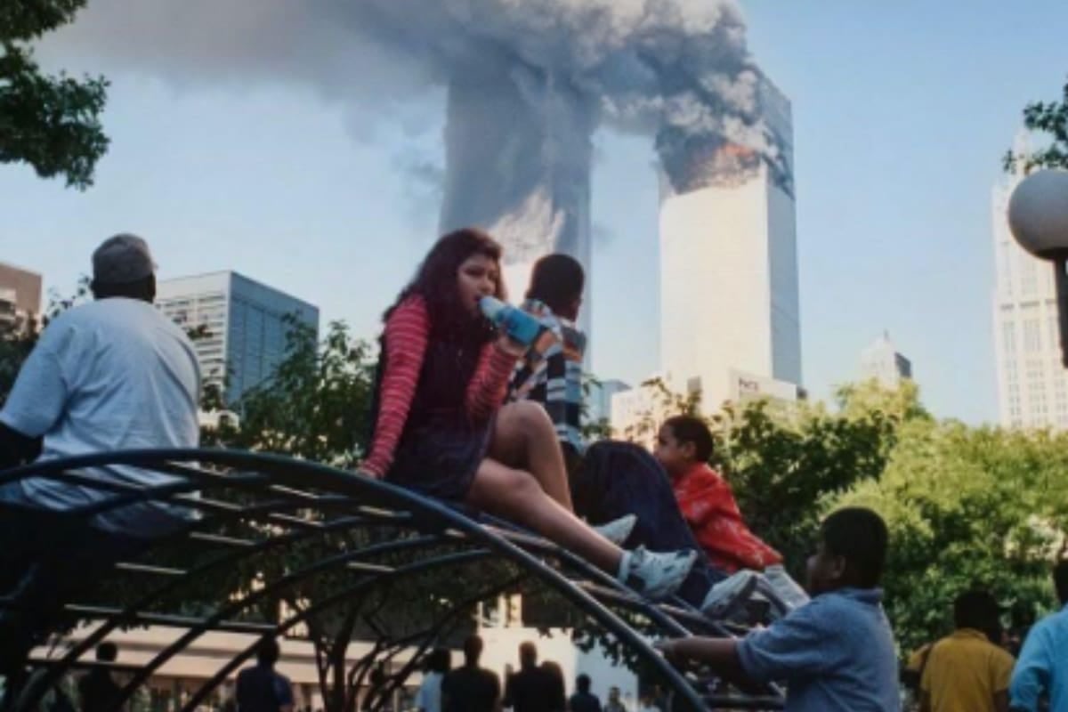 La generación que creció a la sombra de las Torres Gemelas: Netflix les da voz veinticinco años después
