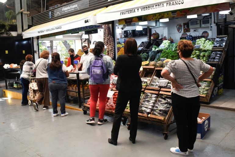 La inflación de agosto se desaceleró al 1,7% y dejó a la Argentina segunda en el ranking regional, solo por detrás de Venezuela