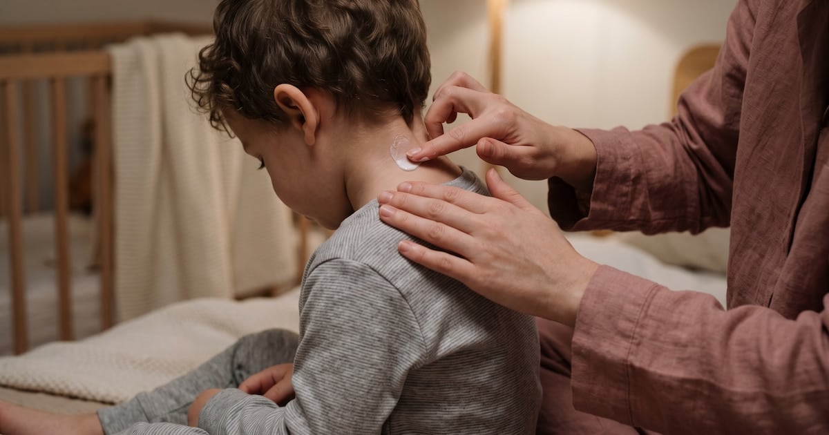 La picazón que no se apaga: cuando la dermatitis atópica se vuelve también un problema de bolsillo