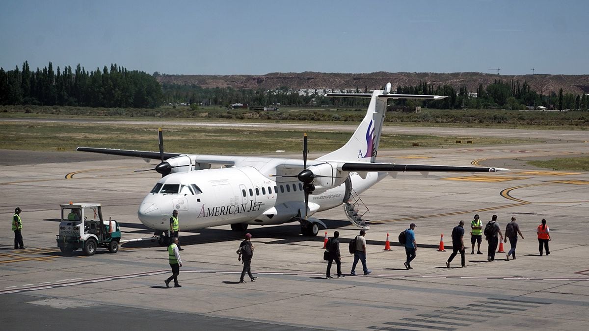 El cielo neuquino se abre a dos pueblos: 50 minutos para llegar a Chos Malal y a San Martín de los Andes
