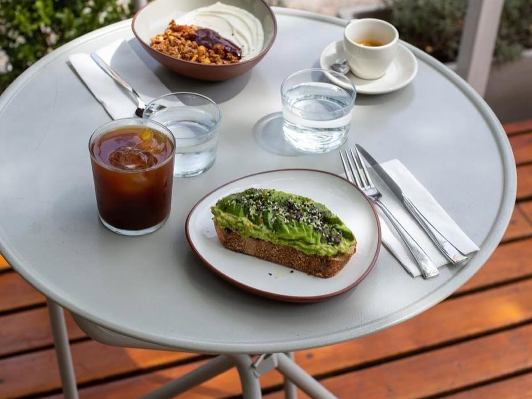 Tres, de Colegiales, se consagró como la mejor cafetería argentina en un ranking con cien locales