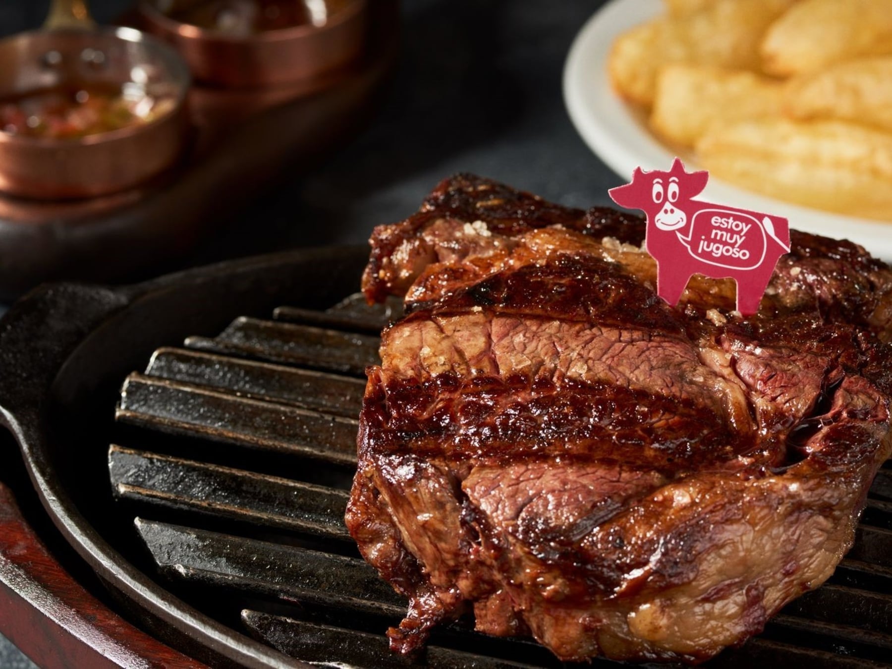 Un bife argentino premiado se sirve en Puerto Madero a ochenta y siete mil pesos