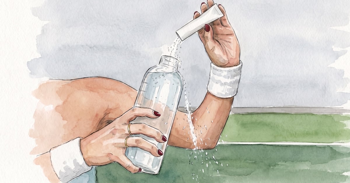 Agua, sales y bebidas deportivas: qué sirve para cada momento del cuerpo según la evidencia de la OMS y la academia estadounidense