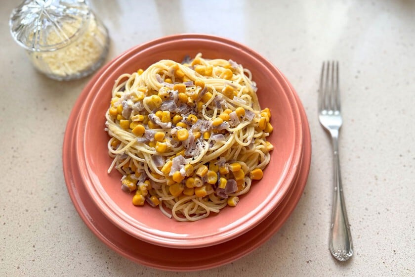 Espaguetis con choclo y salsa de queso: una propuesta cremosa para treinta minutos de cocina