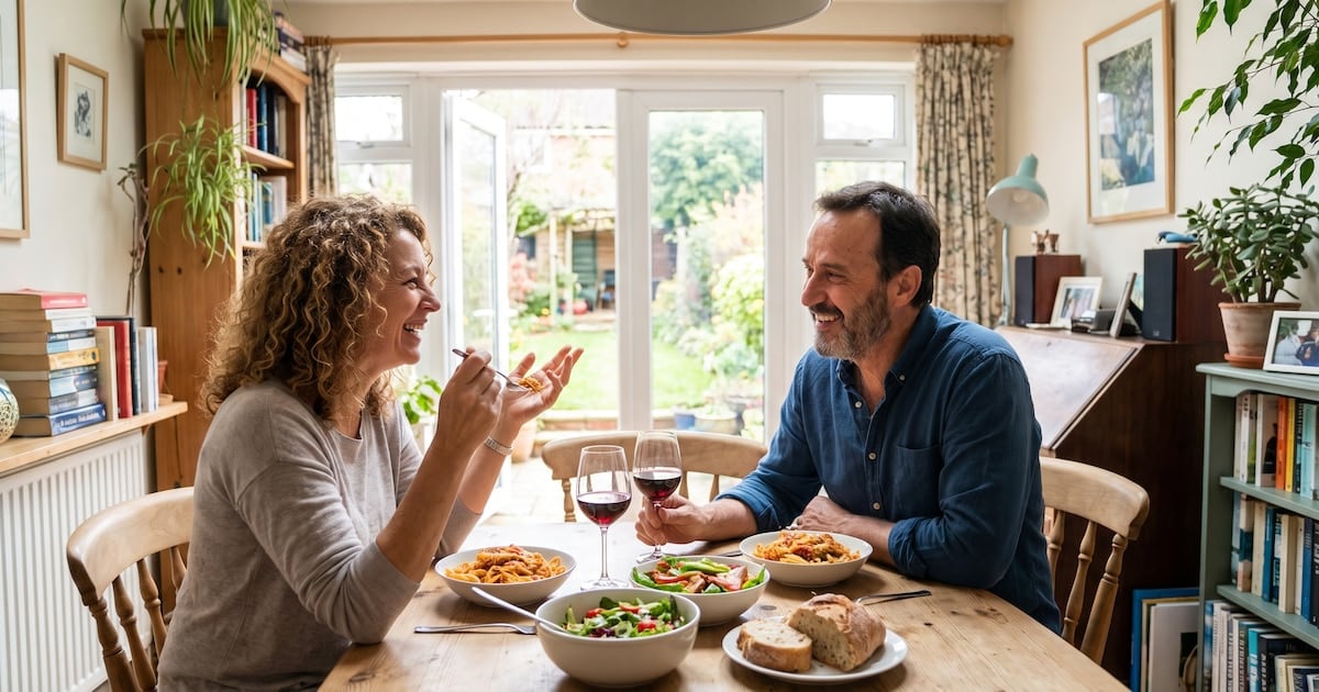 Comer en pareja, la mesa como un pequeño regulador de la glucosa