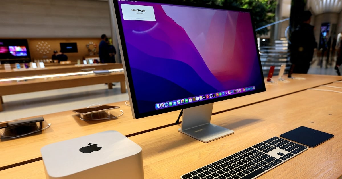 ¿Doce gigas a cambio de nada? La herramienta que borra Apple Intelligence de tu Mac y te devuelve el aire