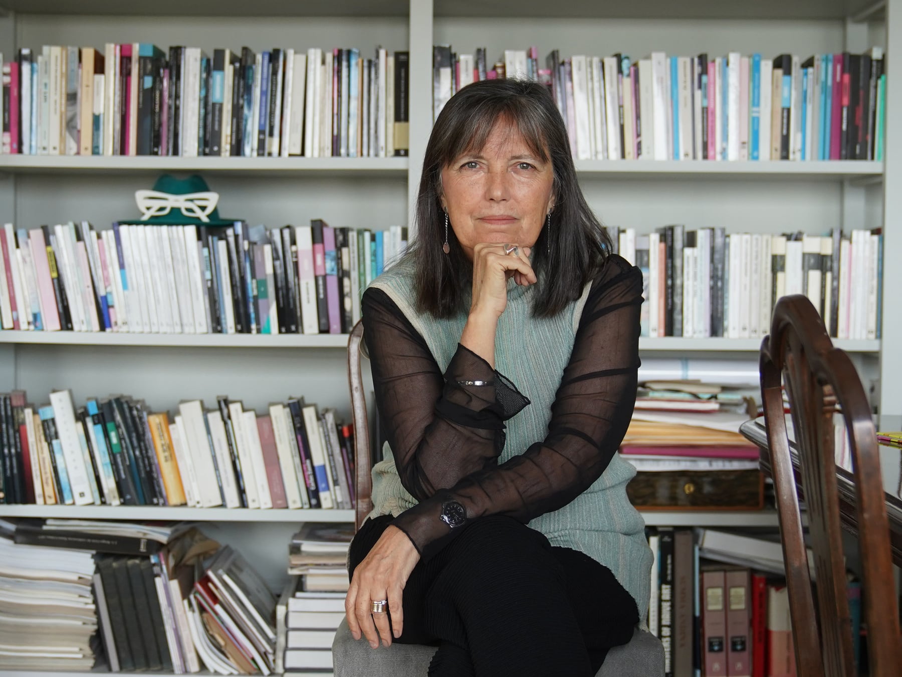 Una editora, un manuscrito y el canto de los pájaros: Piñeiro vuelve a la novela con El canto invisible