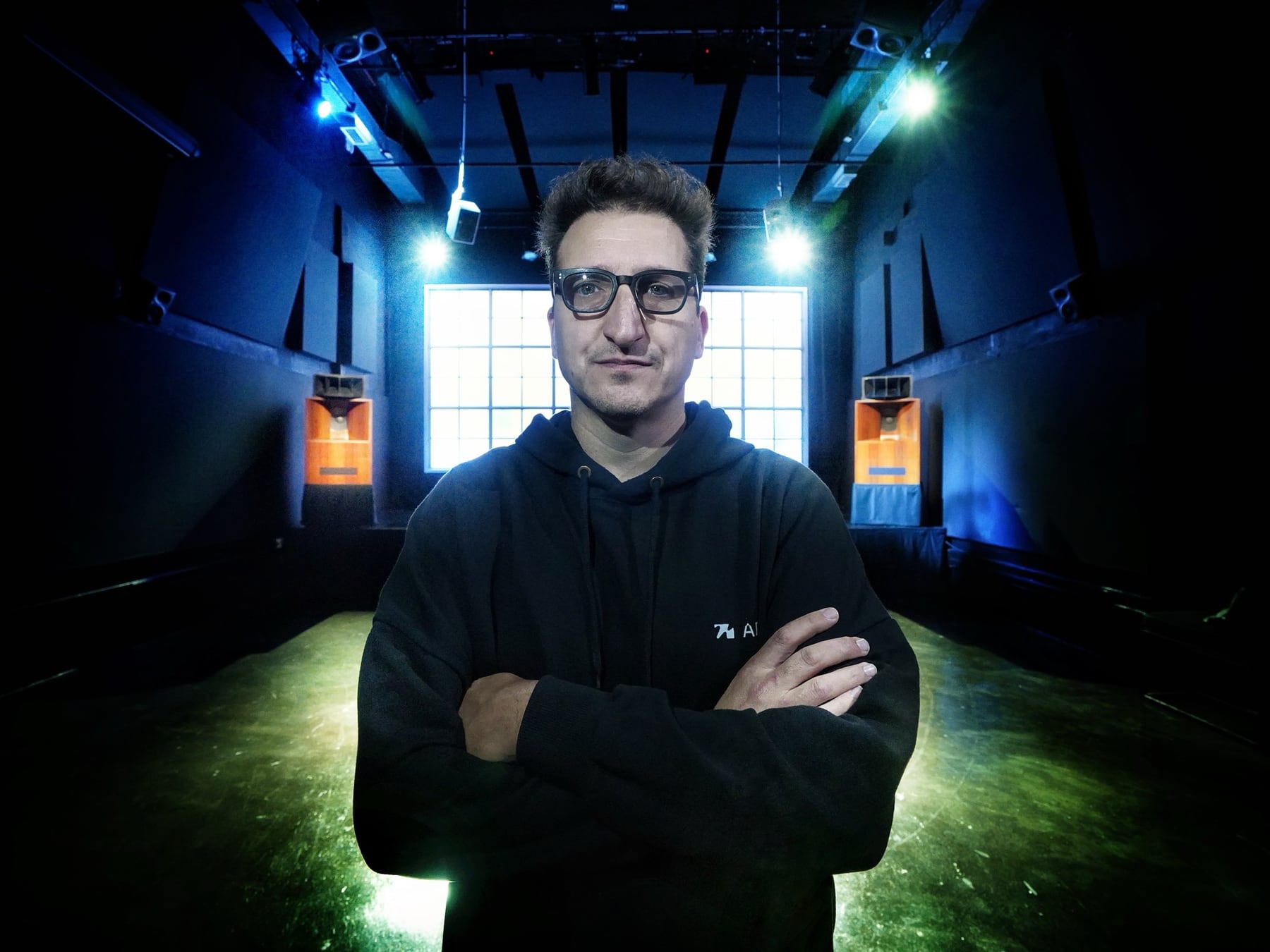 Chacarita, vinilo y silencio de teléfono: la receta de Artlab para volver a escuchar música como antes