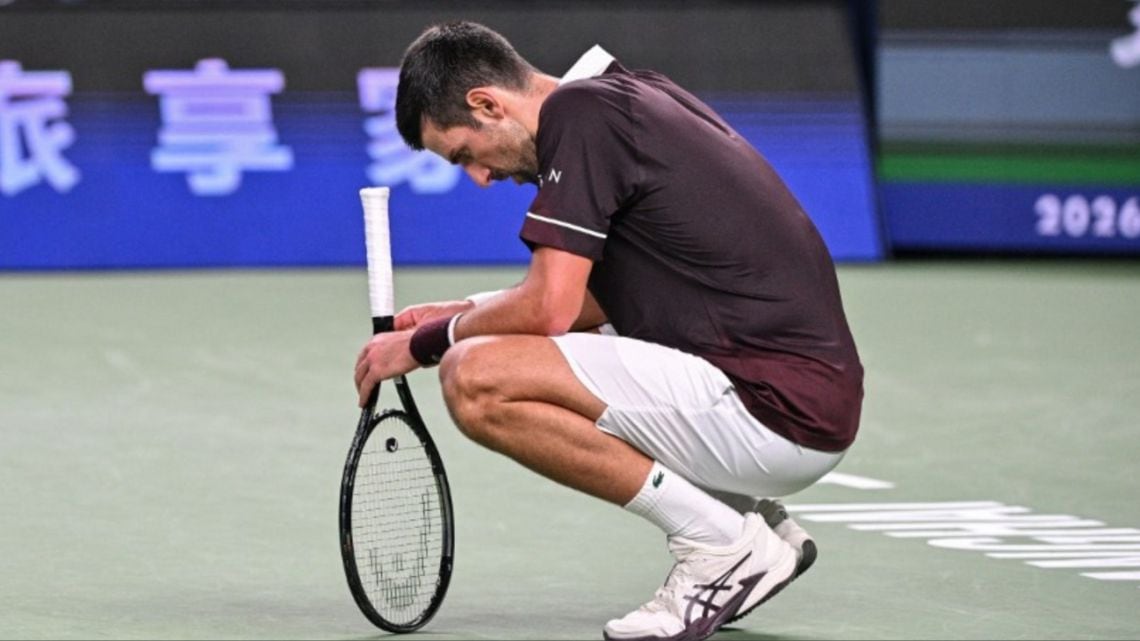 El viejo Nole se quedó corto en Shanghái y ahora tiene que rezar para llegar a Turín