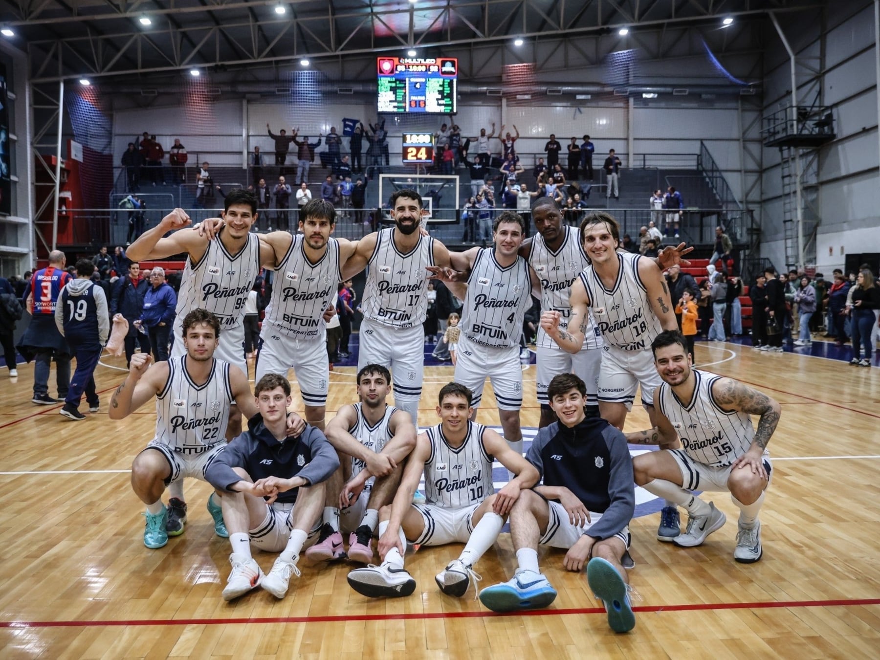 Oberá se desquitó en Boedo y rompió la mala racha con un triple ganador de la identidad