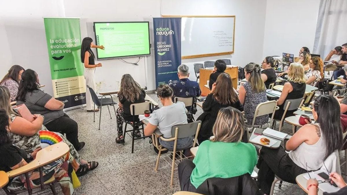 Becas Gregorio Álvarez en Neuquén: 438 estudiantes ya tienen el sí y cobrarán a partir del 20 de octubre