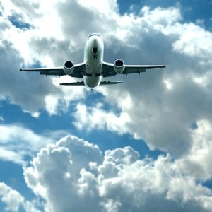 La Argentina mantiene la presión impositiva más alta de la región sobre los pasajes aéreos internacionales