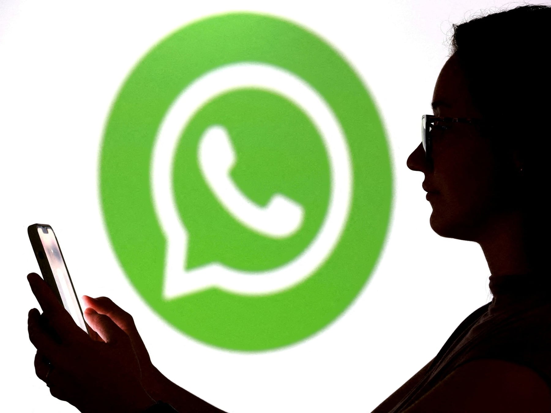 ¿Te clonaron el WhatsApp o solo te olvidaste la notebook abierta? Mirá cómo saberlo en un minuto