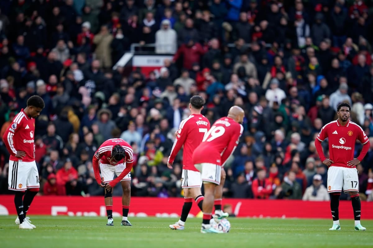 El United prolonga su agonía y Bournemouth lo deja al borde del descenso