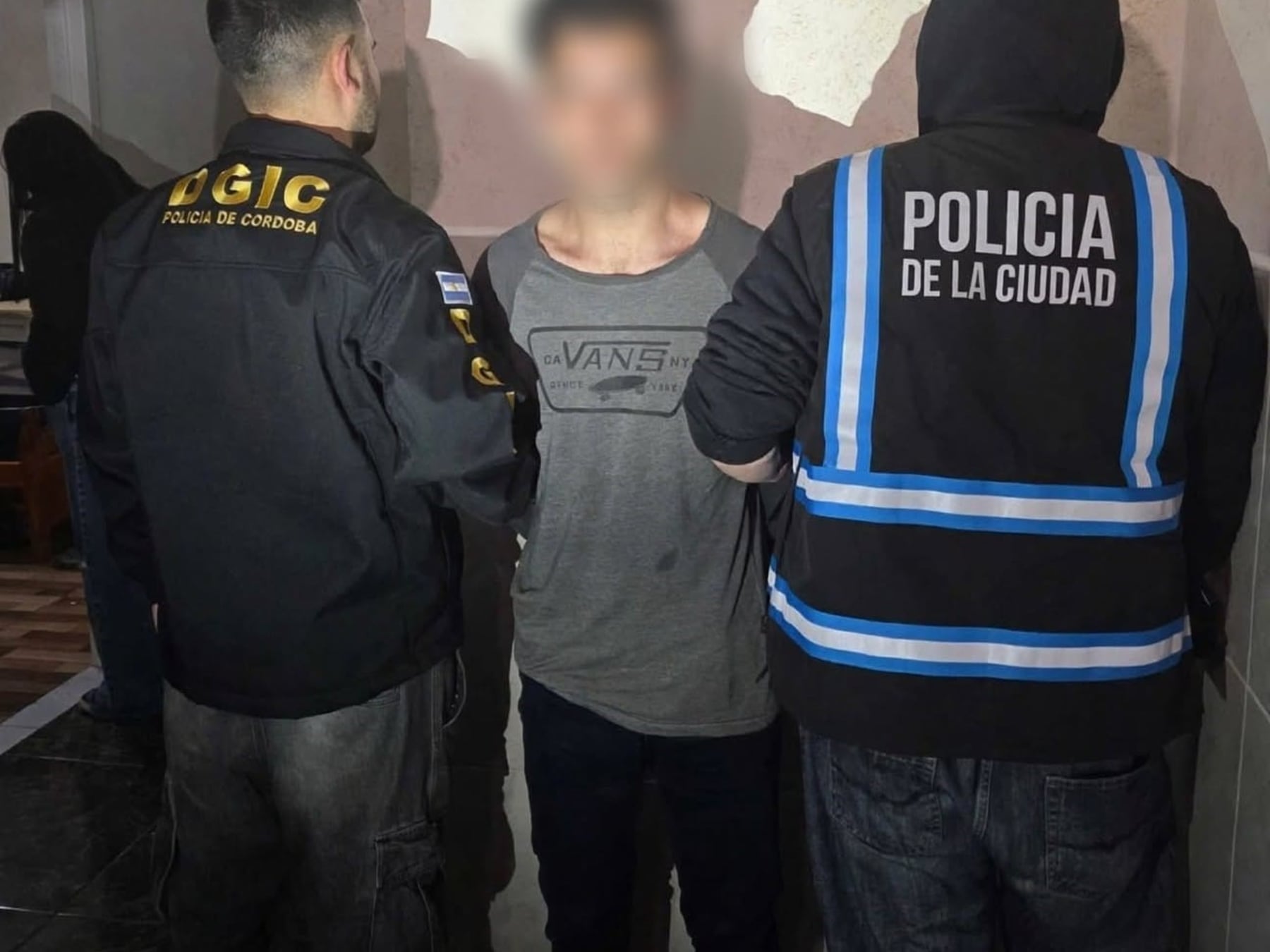 Cayó en San Nicolás un hombre buscado por los crímenes de dos mujeres en Córdoba y Retiro